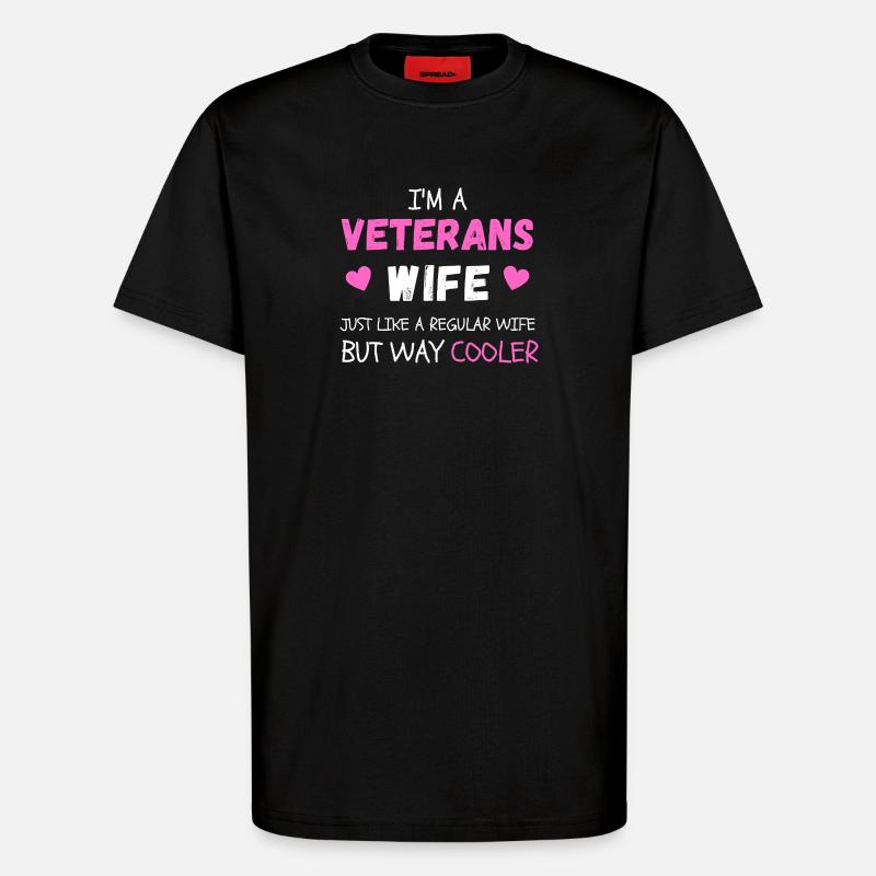 Stolze Veteranen-Ehefrau - T-Shirt - made by SPREAD - SOLID BLACK