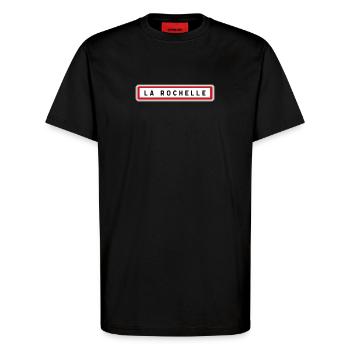 Panneau d'entrée de ville de La Rochelle, Charente - T-shirt bio décontracté fabriqué en UE - SOLID BLACK - Devant - Alina (178cm) & Michal (187cm)