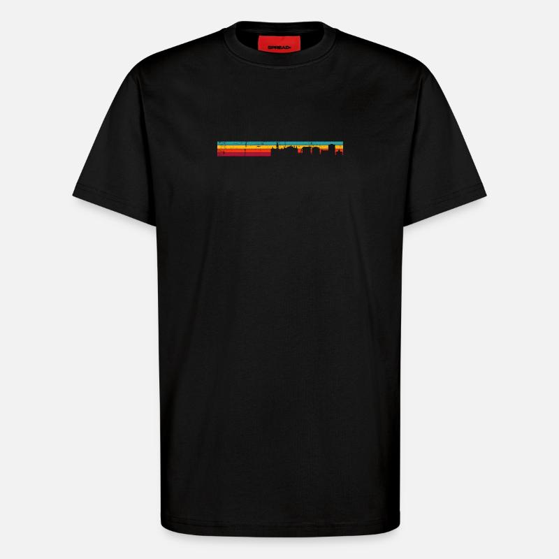 Sunset Skyline Gradient Silhouette - T-Shirt - made by SPREAD - SOLID BLACK