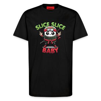 Kawaii Sushi Ninja Slice Slice Baby Lustiges Essen Wortspiel - T-Shirt - made by SPREAD - SOLID BLACK - Vorne - Alina (178cm) & Michal (187cm)
