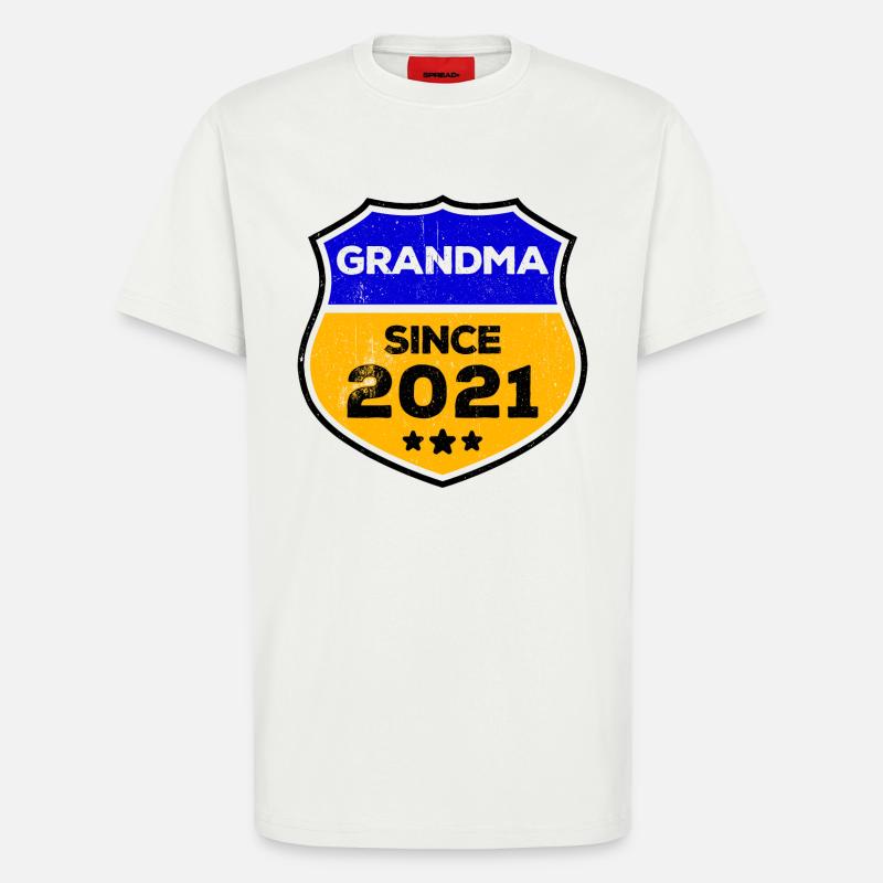 Seniorin Großmutter Rentnerin Oma Statement - T-Shirt - made by SPREAD - OFF WHITE