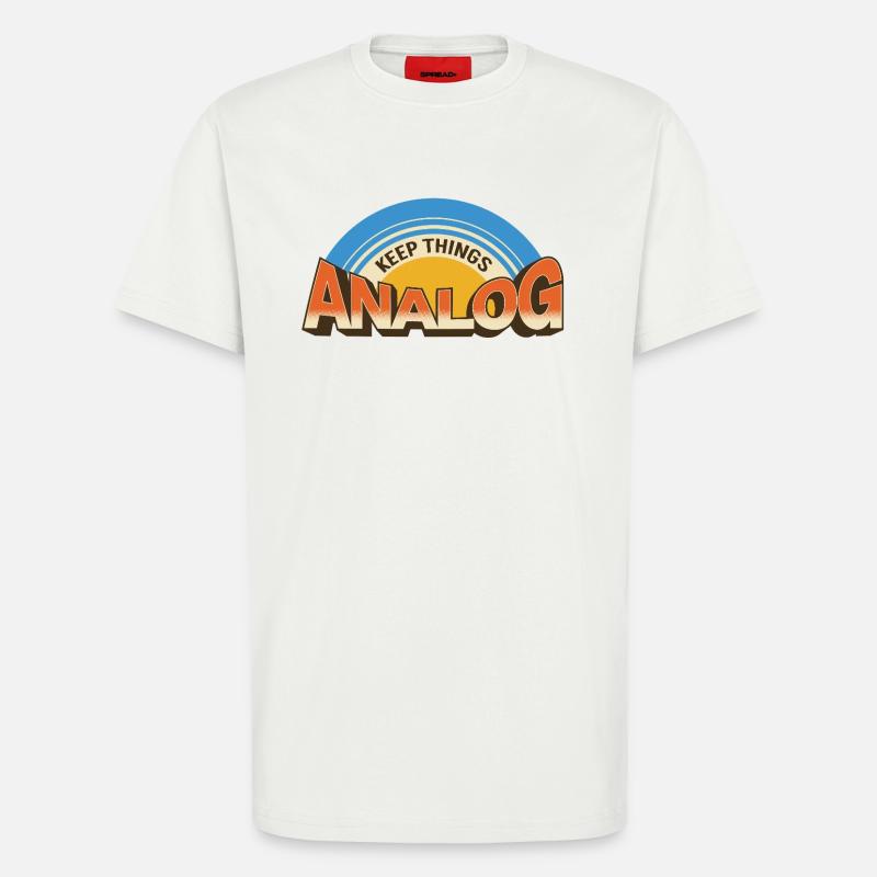 Keep Things Analog – Retro Tech-Statement - T-Shirt - made by SPREAD - OFF WHITE