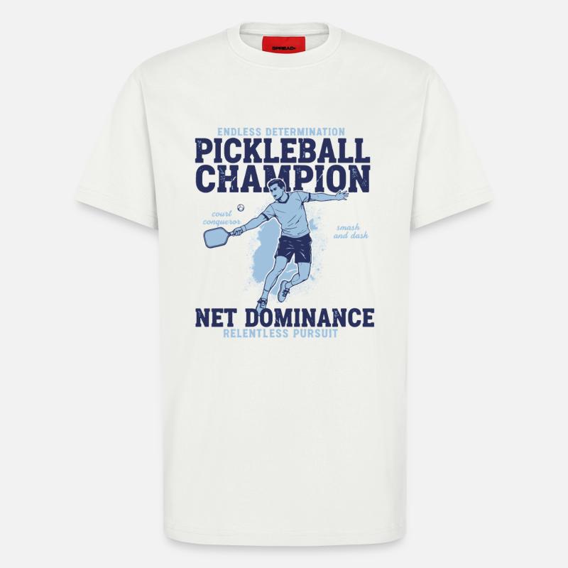 Champion de pickleball : domination nette implacable - T-shirt bio décontracté fabriqué en UE - OFF WHITE