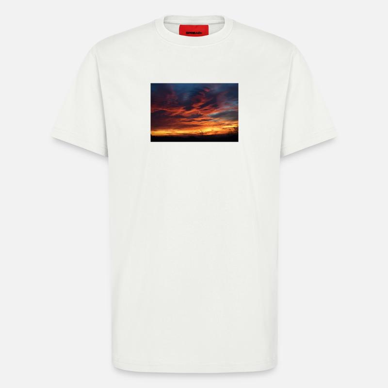 Sonnenuntergangszauber am Abend - T-Shirt - made by SPREAD - OFF WHITE