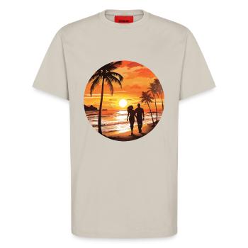 Strand Romantisches Paar - T-Shirt - made by SPREAD - WARM CLAY - Vorne - Alina (178cm) & Michal (187cm)