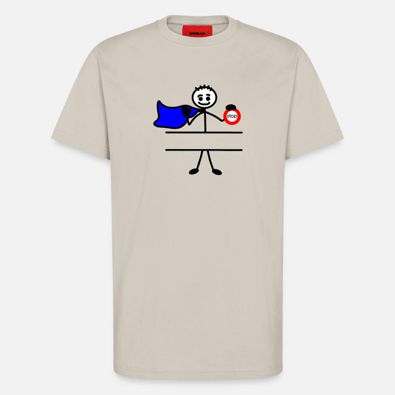 Held mit Umhang und Schildstopp - T-Shirt - made by SPREAD - WARM CLAY