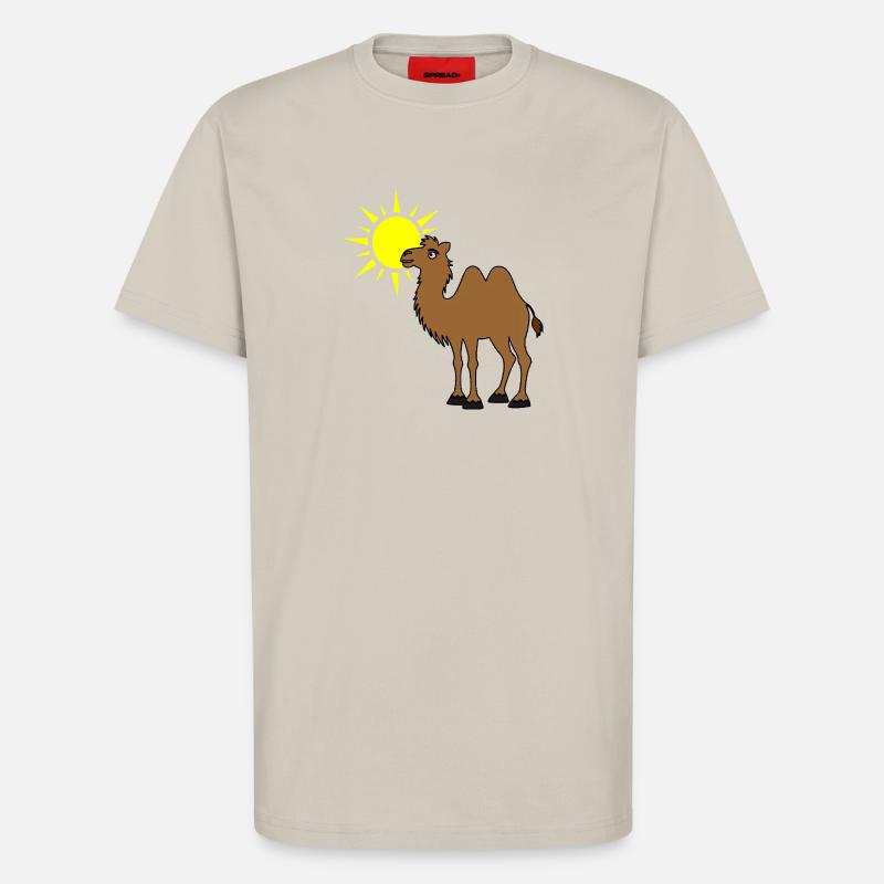 Kamel mit Sonne in der Wüste - T-Shirt - made by SPREAD - WARM CLAY