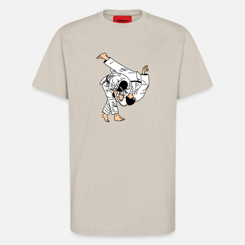 Judo-Wurf im weißen Anzug oder Kimono - T-Shirt - made by SPREAD - WARM CLAY
