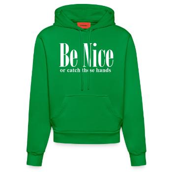 Lustiges Zitat Sei nett oder fange diese Hände - Organic Fitted Hoodie Made in EU - City Green - Vorne