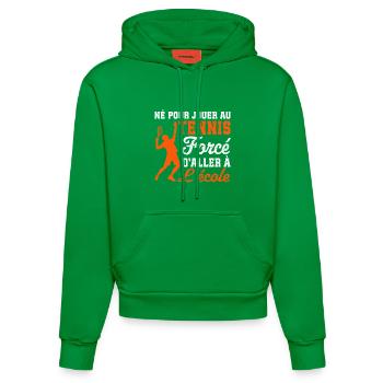 Geboren, um Tennis zu spielen, gezwungen, zur Schule zu gehen - Organic Fitted Hoodie Made in EU - City Green - Vorne