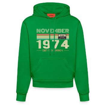 November 1974 Vintage Birthday Retro Tee - Sweat à capuche bio ajusté fabriqué en UE - City Green - Devant
