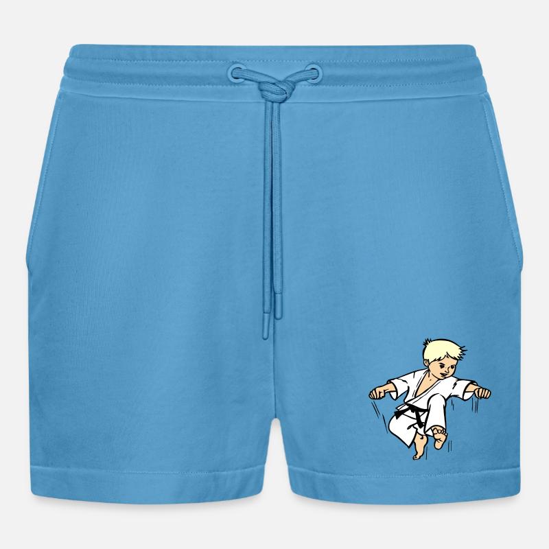 Karatekind oder Judokind mit schwarzem Gürtel - Organic Relaxed Cropped Shorts Made in EU - Sol Blue