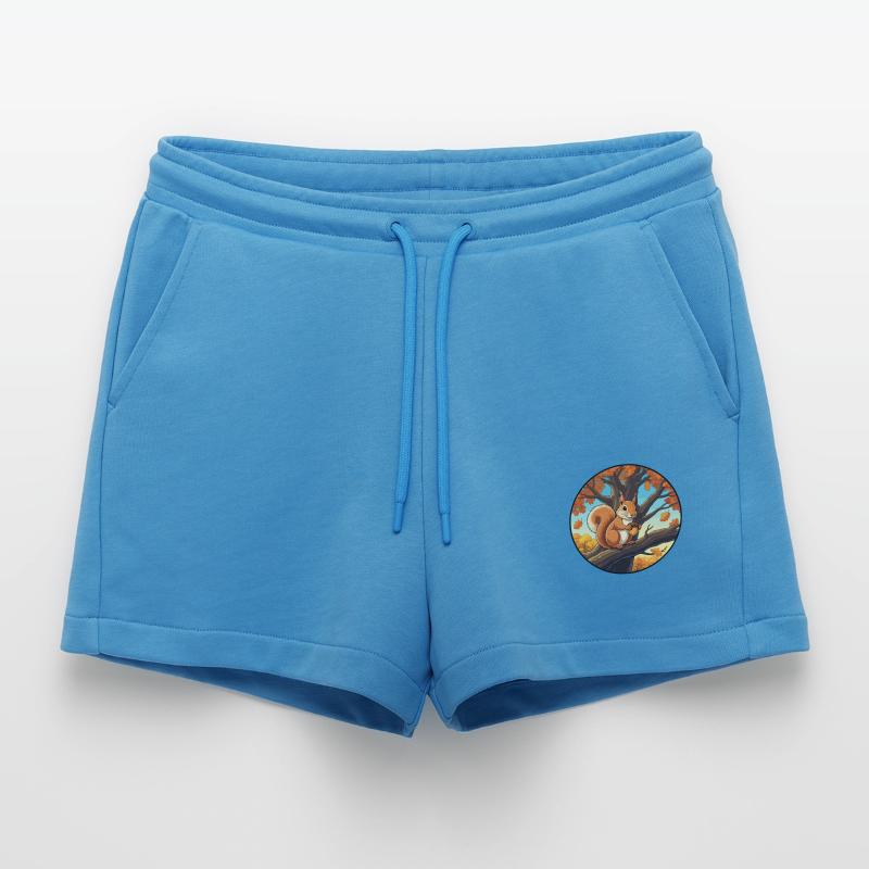 Eichhörnchen mit einer Eichel im Baum Organic Relaxed Cropped Shorts Made in EU