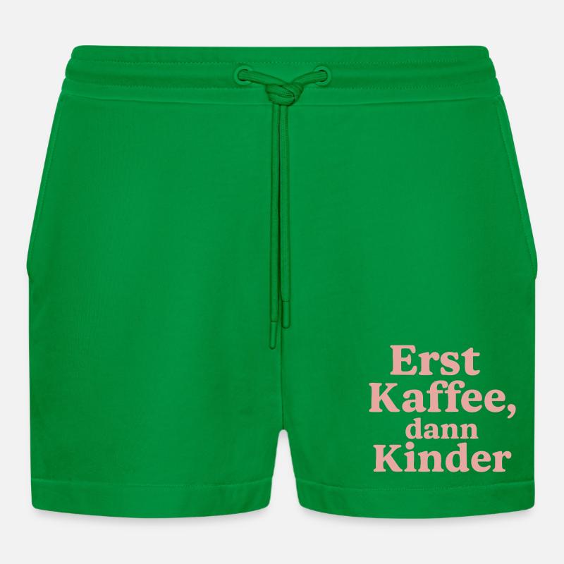 Erst Kaffee, Dann Kinder (rosa) - Organic Relaxed Cropped Shorts Made in EU - City Green
