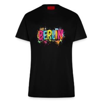Berlin Graffiti Schrift Streetart Urban Style - Fitted T-Shirt - made by SPREAD - SOLID BLACK - Vorne