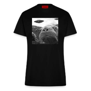 Walross - Fitted T-Shirt - made by SPREAD - SOLID BLACK - Vorne
