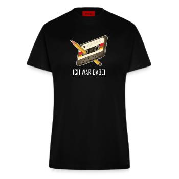 Kassette Bleistift 80er 90er Erinnerung Geschenk - Fitted T-Shirt - made by SPREAD - SOLID BLACK - Vorne