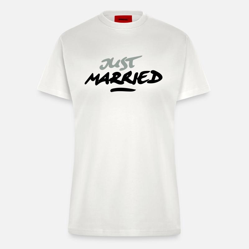 just married 2C - Fitted T-Shirt - made by SPREAD - OFF WHITE