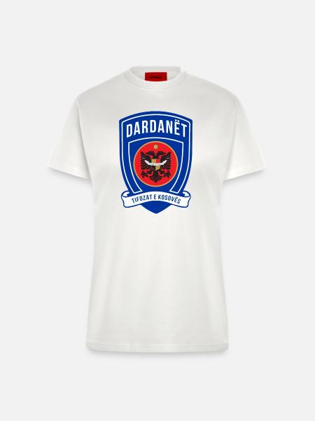 Das Dardanët Fußball-Wappen - Fitted T-Shirt - made by SPREAD - OFF WHITE