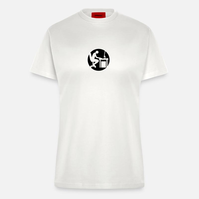 Computer desk nerd logo - Fitted T-Shirt - made by SPREAD - OFF WHITE