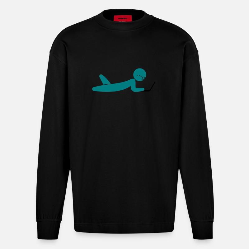 Ein Programmierer mit einem Laptop - Heavyweight Oversized Organic Langarmshirt Made in EU - SOLID BLACK