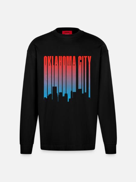 Oklahoma City Skyline Gradient - Heavyweight Oversized Organic Longsleeve Shirt Made in EU - SOLID BLACK