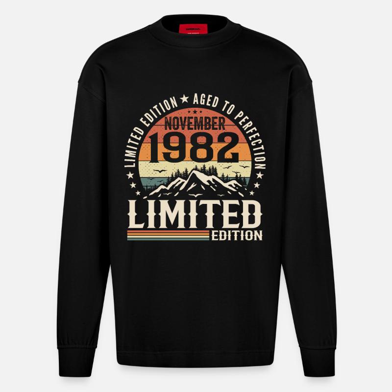 November 1982 Einzigartiges Retro-Jubiläum - Heavyweight Oversized Organic Langarmshirt Made in EU - SOLID BLACK