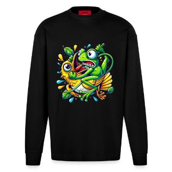 Funny Frog Clinging to Bird Cartoon - Heavyweight Oversized Organic Longsleeve Shirt Made in EU - SOLID BLACK - Front