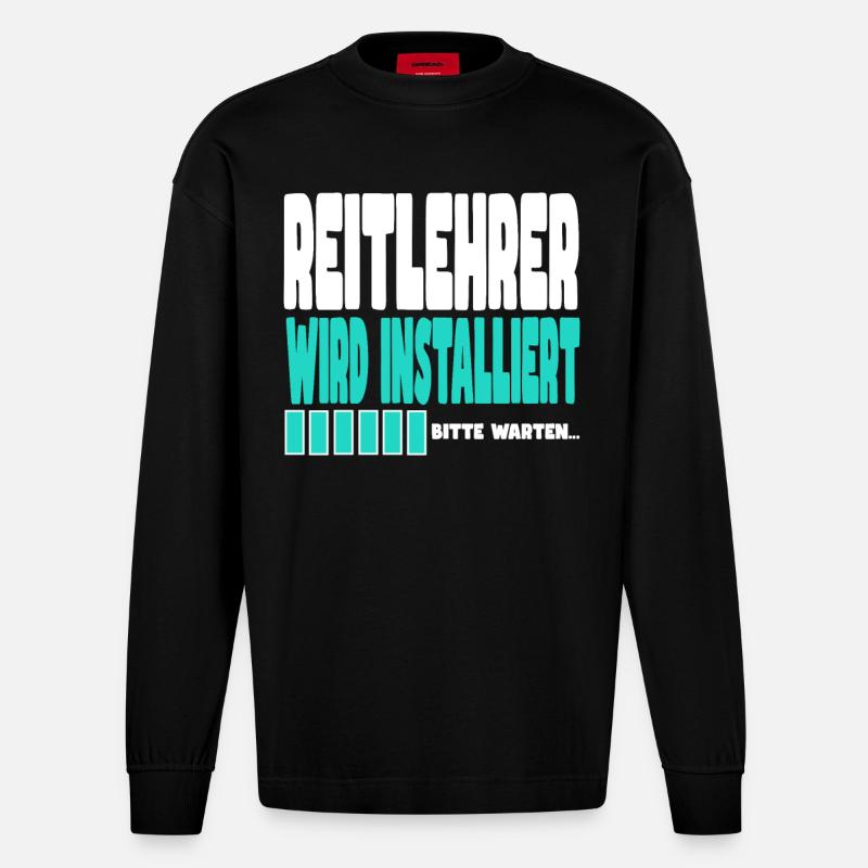 Reitlehrer wird installiert - Heavyweight Oversized Organic Langarmshirt Made in EU - SOLID BLACK
