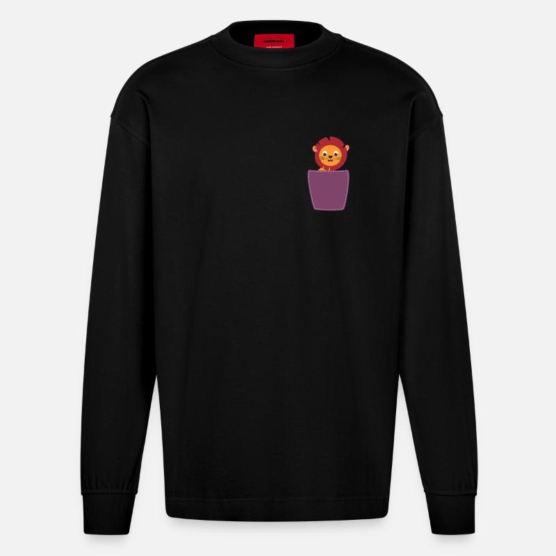 Löwe in der Brusttasche Katze - Heavyweight Oversized Organic Langarmshirt Made in EU - SOLID BLACK