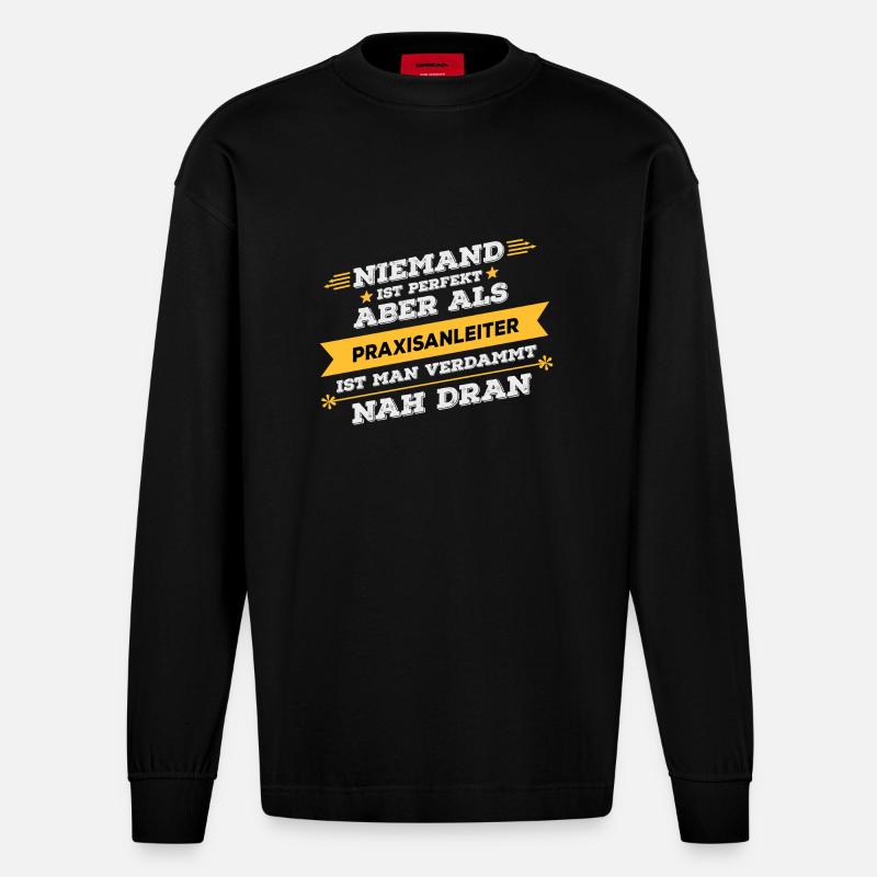 Praxisanleiter Beruf Geschenk - Heavyweight Oversized Organic Langarmshirt Made in EU - SOLID BLACK