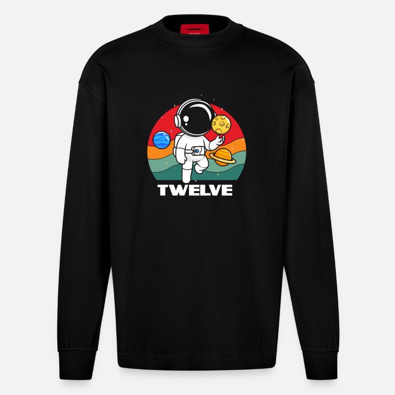 Astronaut Twelve Birthday Adventure - Heavyweight Oversized Organic Longsleeve Shirt Made in EU - SOLID BLACK