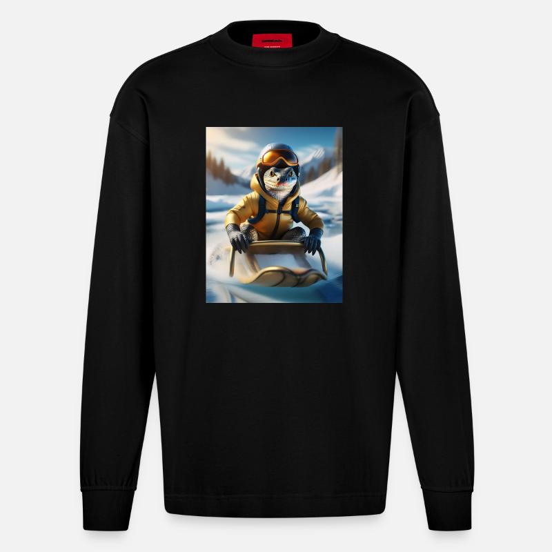 Eine Echse bei einer Schlittenfahrt - Heavyweight Oversized Organic Langarmshirt Made in EU - SOLID BLACK