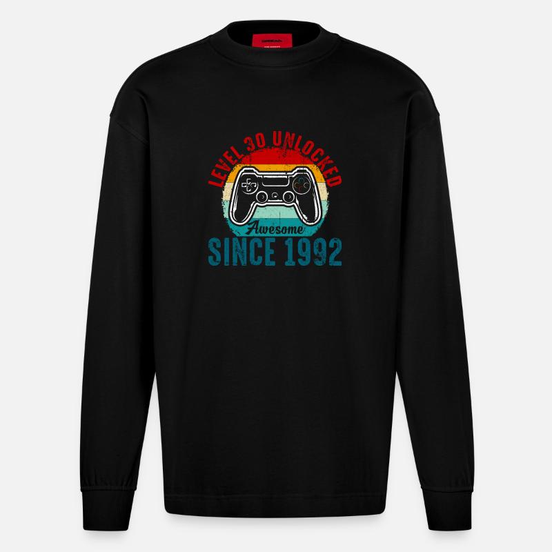 Level 30 Unlocked Retro Controller Tee - Heavyweight Oversized Organic Longsleeve Shirt Made in EU - SOLID BLACK