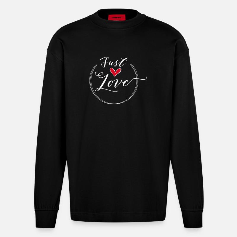 Just Love Heart Scripted Circle - Heavyweight Oversized Organic Langarmshirt Made in EU - SOLID BLACK
