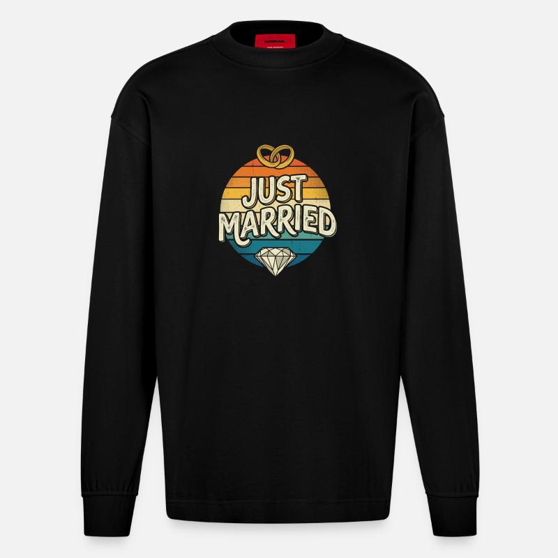 Just Married Retro Regenbogen - Heavyweight Oversized Organic Langarmshirt Made in EU - SOLID BLACK