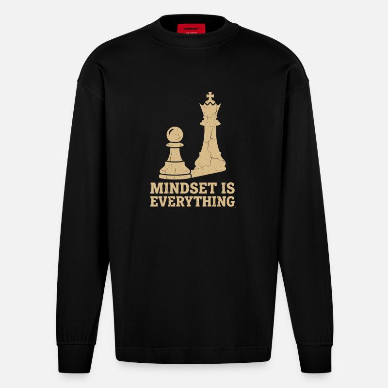 Mindset Is Everything – Chess Strategy Design - Heavyweight Oversized Organic Langarmshirt Made in EU - SOLID BLACK
