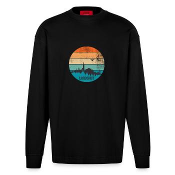 Landshut Sunset - Heavyweight Oversized Organic Langarmshirt Made in EU - SOLID BLACK - Vorne