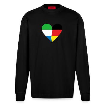 Sierra Leone Germany Heart - Heavyweight Oversized Organic Langarmshirt Made in EU - SOLID BLACK - Vorne