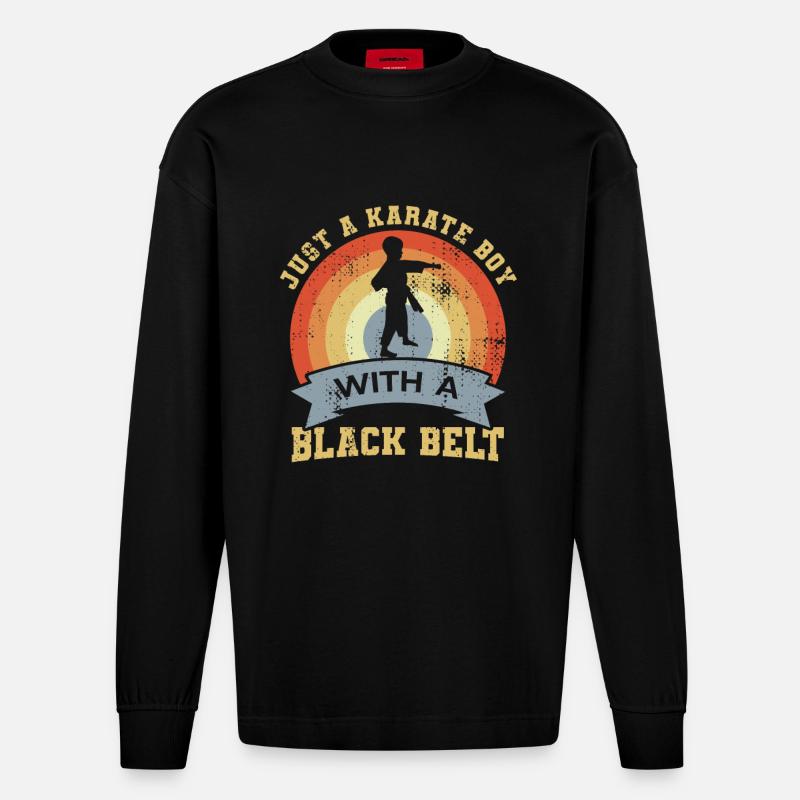 Karate Junge mit schwarzem Gürtel - Heavyweight Oversized Organic Langarmshirt Made in EU - SOLID BLACK