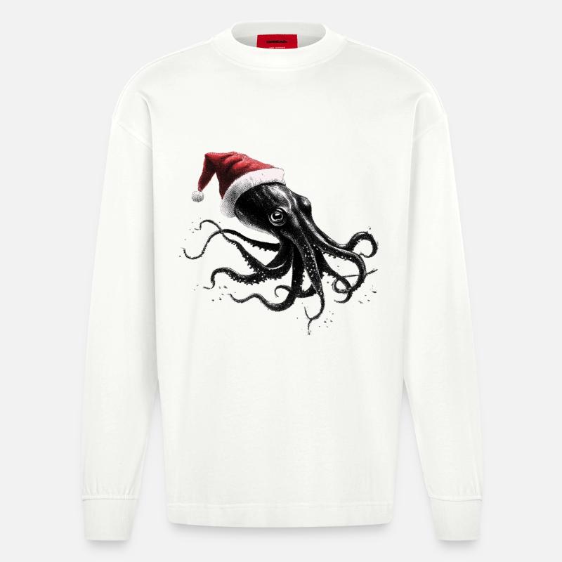 Weihnachtskrake mit Weihnachtsmütze - Heavyweight Oversized Organic Langarmshirt Made in EU - OFF WHITE