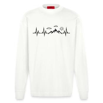 Wandern  - Heavyweight Oversized Organic Langarmshirt Made in EU - OFF WHITE - Vorne
