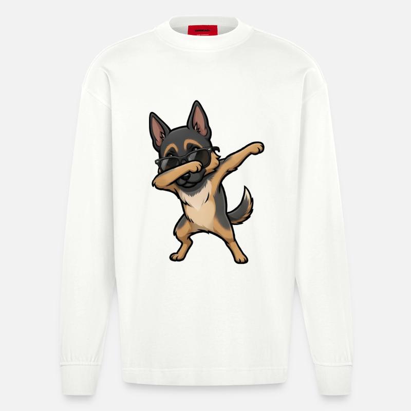 Dabbing Deutscher Schäferhund - Heavyweight Oversized Organic Langarmshirt Made in EU - OFF WHITE