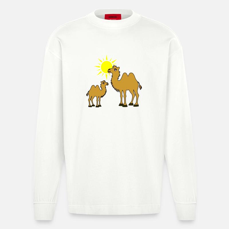 Mutter und Baby Kamel mit Sonne - Heavyweight Oversized Organic Langarmshirt Made in EU - OFF WHITE