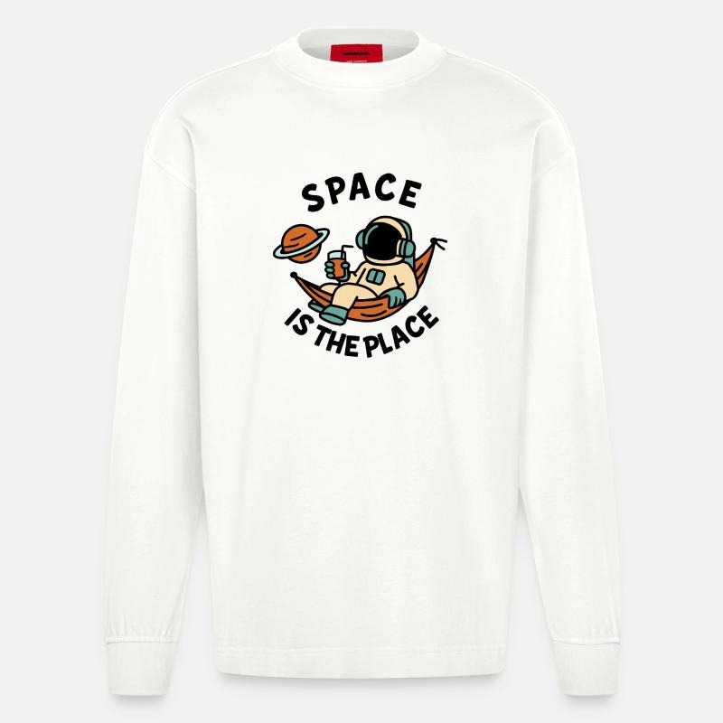 Space Explorer Astronaut Entspannendes Design - Heavyweight Oversized Organic Langarmshirt Made in EU - OFF WHITE