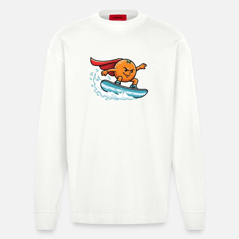 Superheld Orange Surfend Auf Welle - Heavyweight Oversized Organic Langarmshirt Made in EU - OFF WHITE