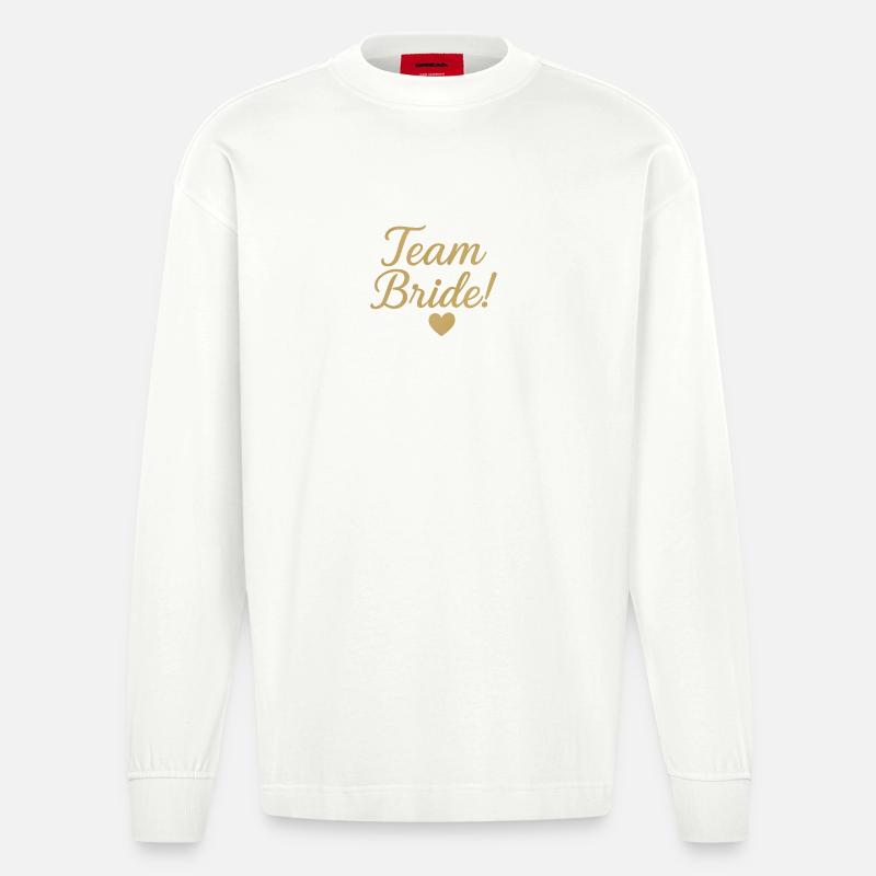 Team Bride Gold Script Design. Wedding - Heavyweight Oversized Organic Longsleeve Shirt Made in EU - OFF WHITE