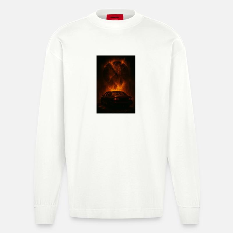 Zerfetzte Zeit: Auto im Feuer - Heavyweight Oversized Organic Langarmshirt Made in EU - OFF WHITE
