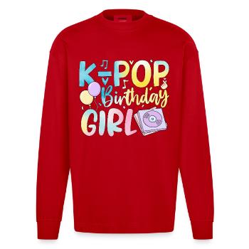 K-Pop Birthday Girl - Heavyweight Oversized Organic Langarmshirt Made in EU - Rot - Vorne