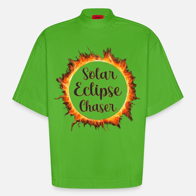 Solar eclipse chaser - Heavyweight Oversized Organic Boxy T-Shirt Made in EU - Apple Neon